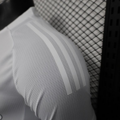 Player Version 25/26 Arsenal White with Emirates Sponsor Jersey