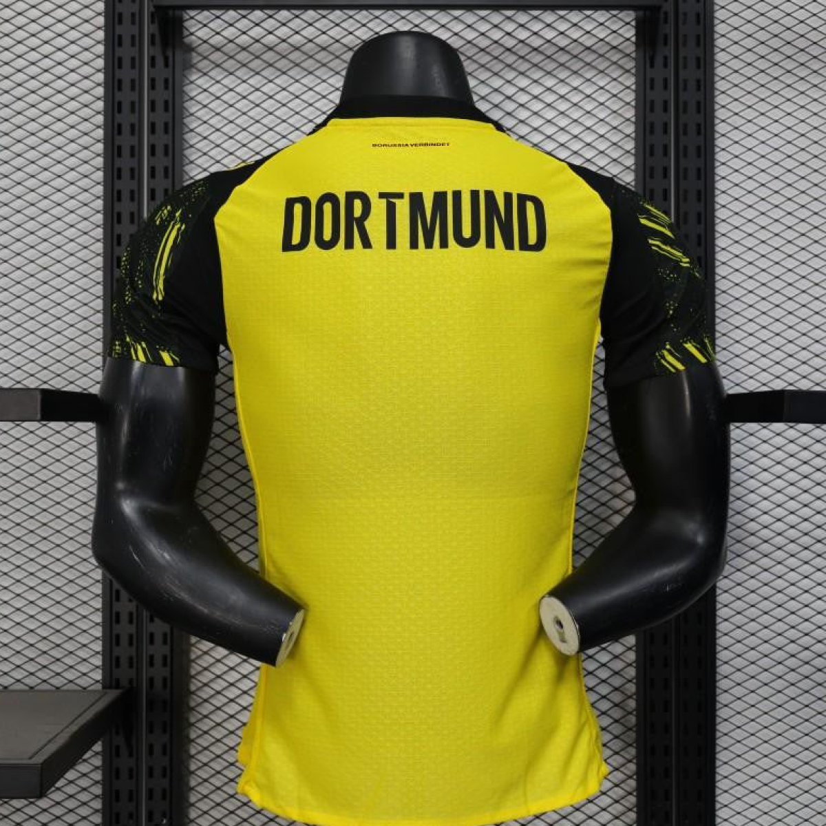 Player Version 25/26 Borussia Dortmund Home Yellow with Black Brush Stroke Jersey