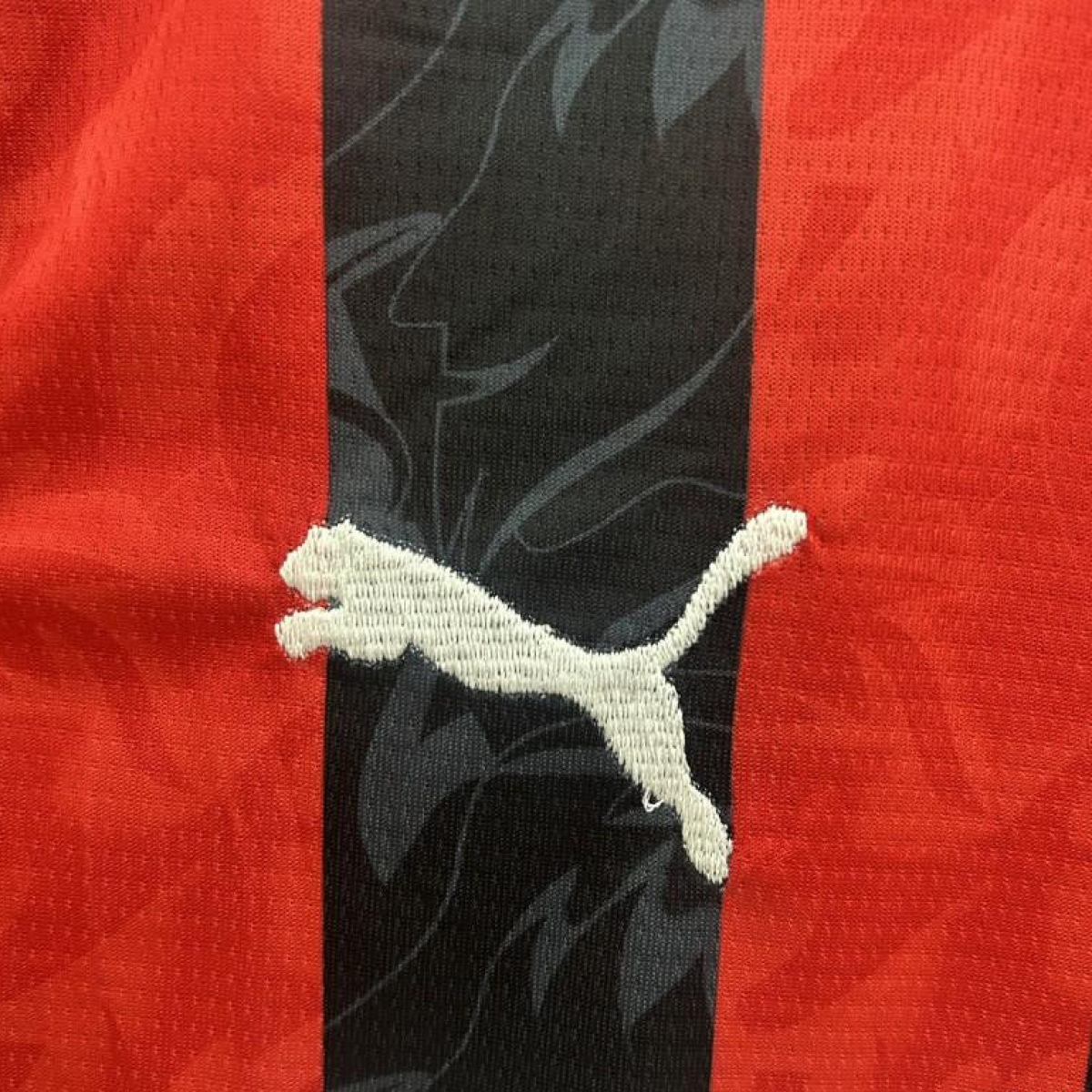 25/26 Kids AC Milan Home Size 16-28 Jersey