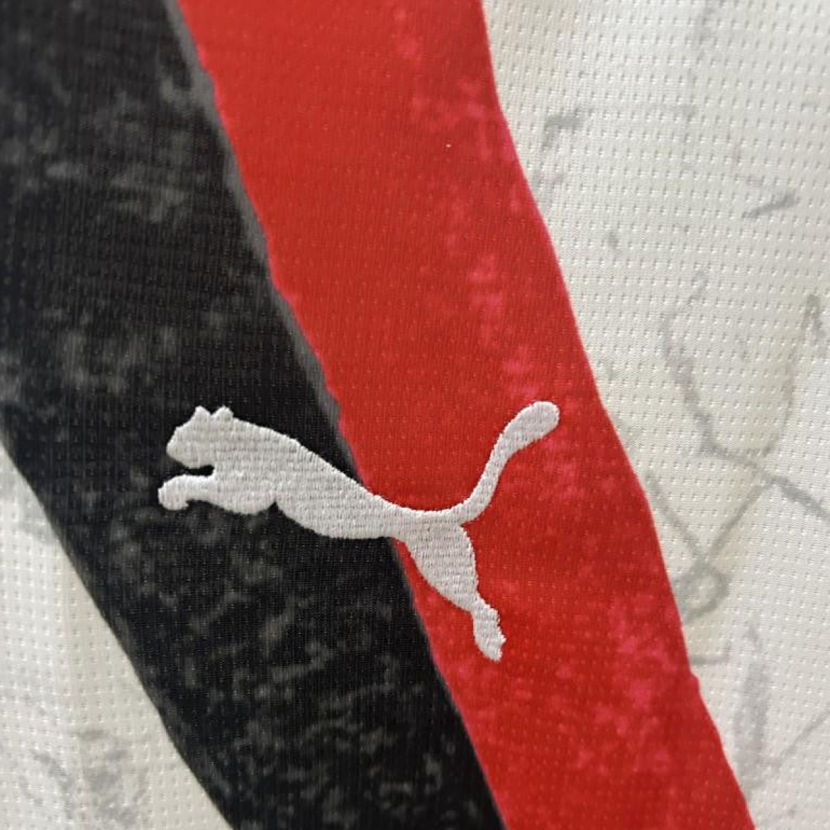 25/26 Manchester City Away Jersey