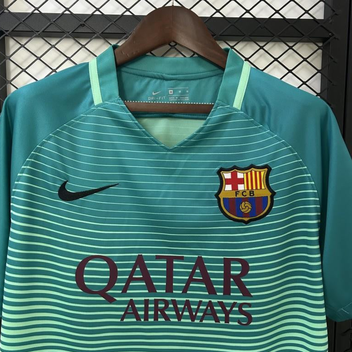 16/17 Retro Barcelona Third Jersey