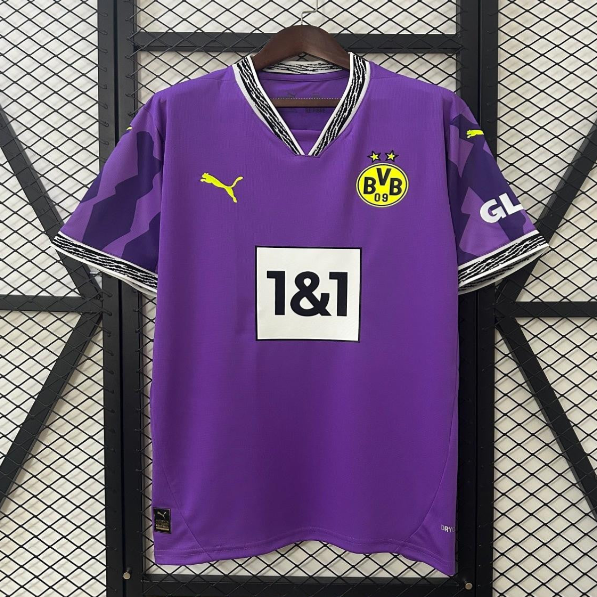 24/25 Borussia Dortmund Purple Goalkeeper Jersey