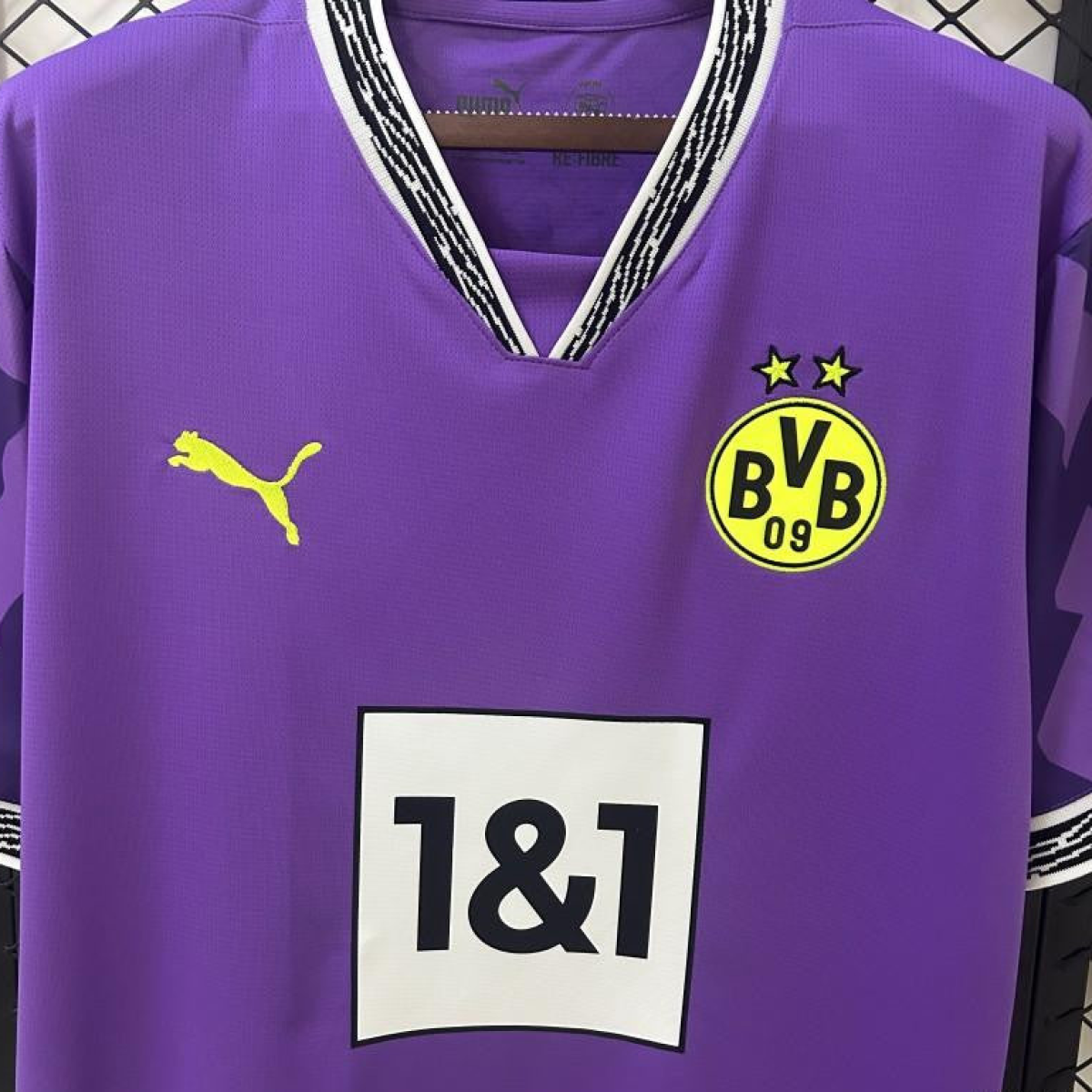 24/25 Borussia Dortmund Purple Goalkeeper Jersey