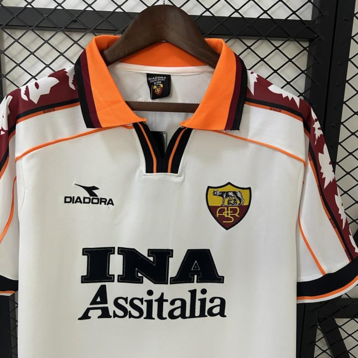 Retro Roma98/99 Away Jersey