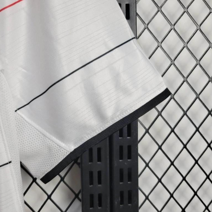 04/06 Retro Manchester United Away Jersey