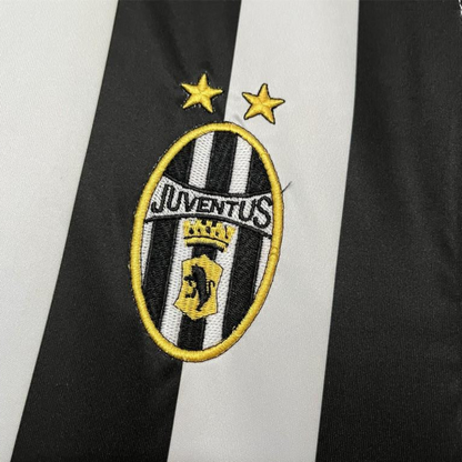 03/04 Retro Juventus Home Jersey