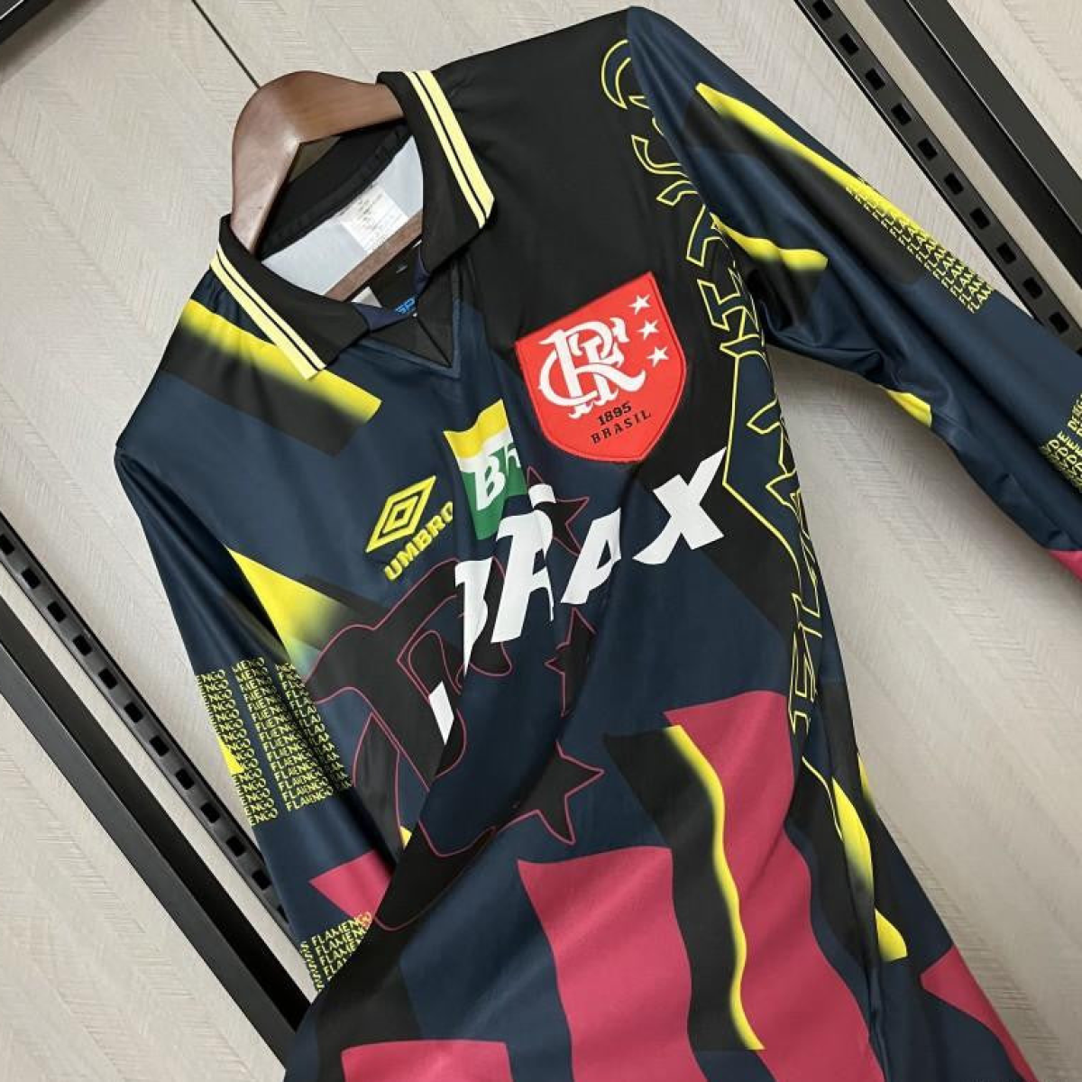 Retro1997/98 Flamengo Black Goalkeeper Long Sleeve Jersey
