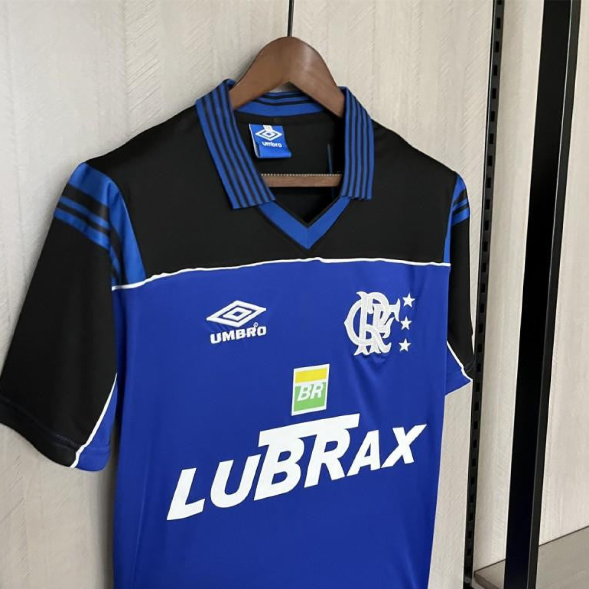 99/00 Retro Flamengo Goalkeeper Blue Jersey