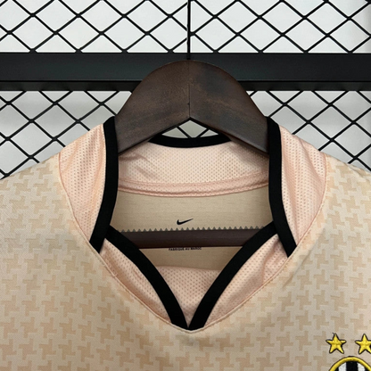 03/04 Retro Juventus Away Jersey