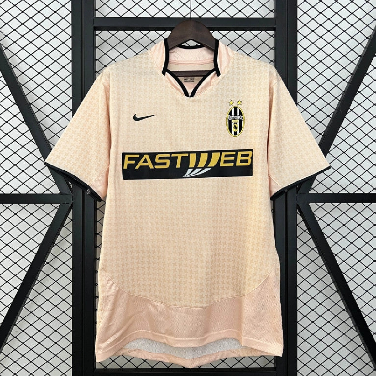 03/04 Retro Juventus Away Jersey