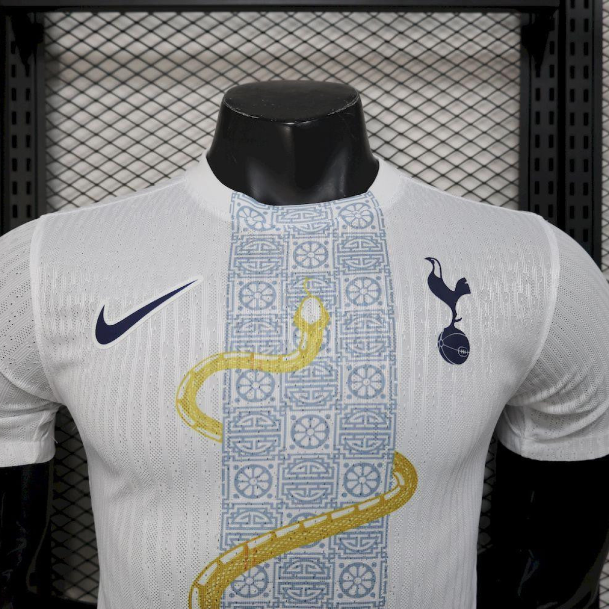 Player Version 25/26 Tottenham Hotspur Nike Year of the Snake Warm Up Jersey