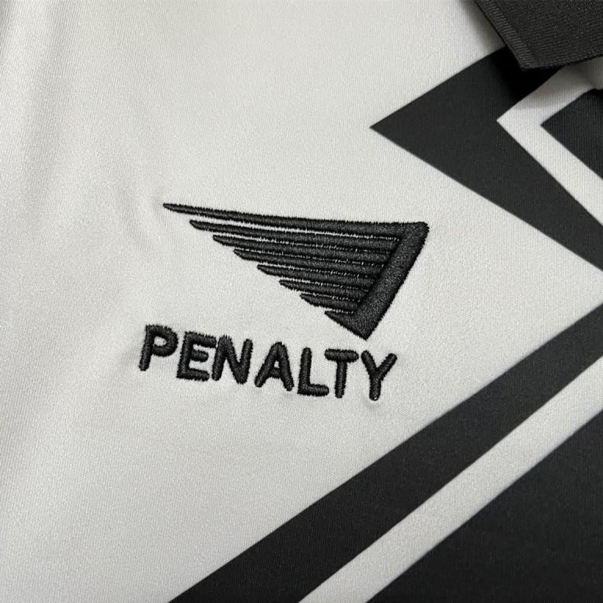 Retro 85/86 Corinthians Goalkeeper Jersey