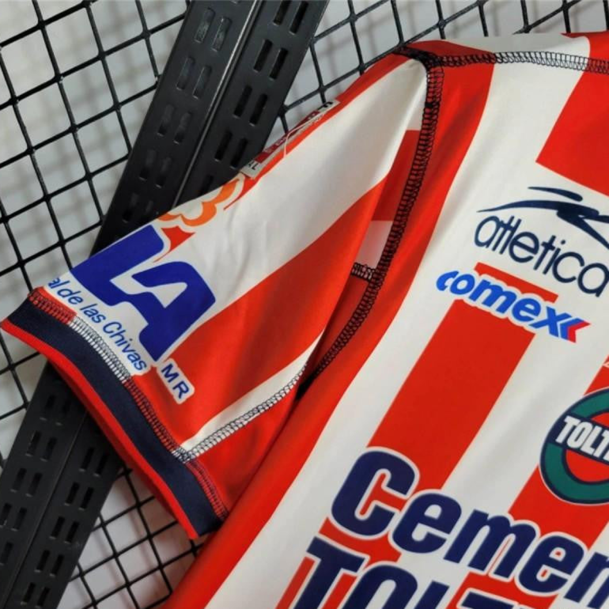 Retro 02/03 Chivas Guadalajara Home Jersey