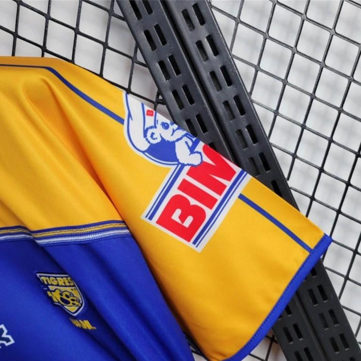 Retro 01/02 Tigres UANL Home Jersey