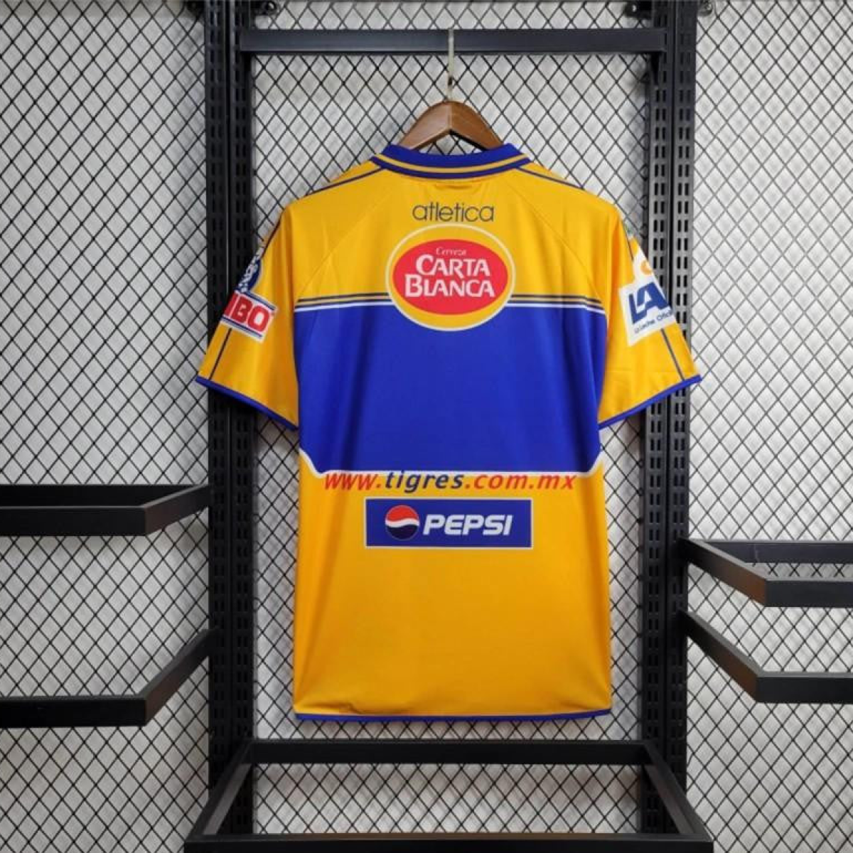 Retro 01/02 Tigres UANL Home Jersey