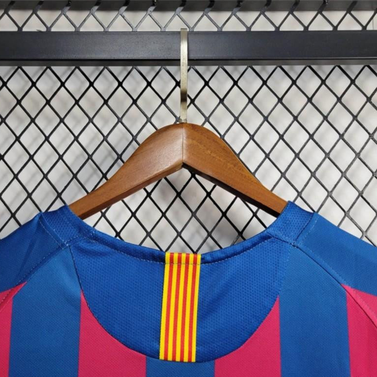 Retro 05/06 Barcelona Home Jersey