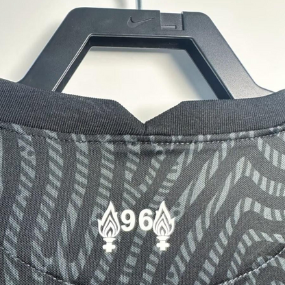 Retro 20/21 Liverpool Black Goalkeeper Jersey
