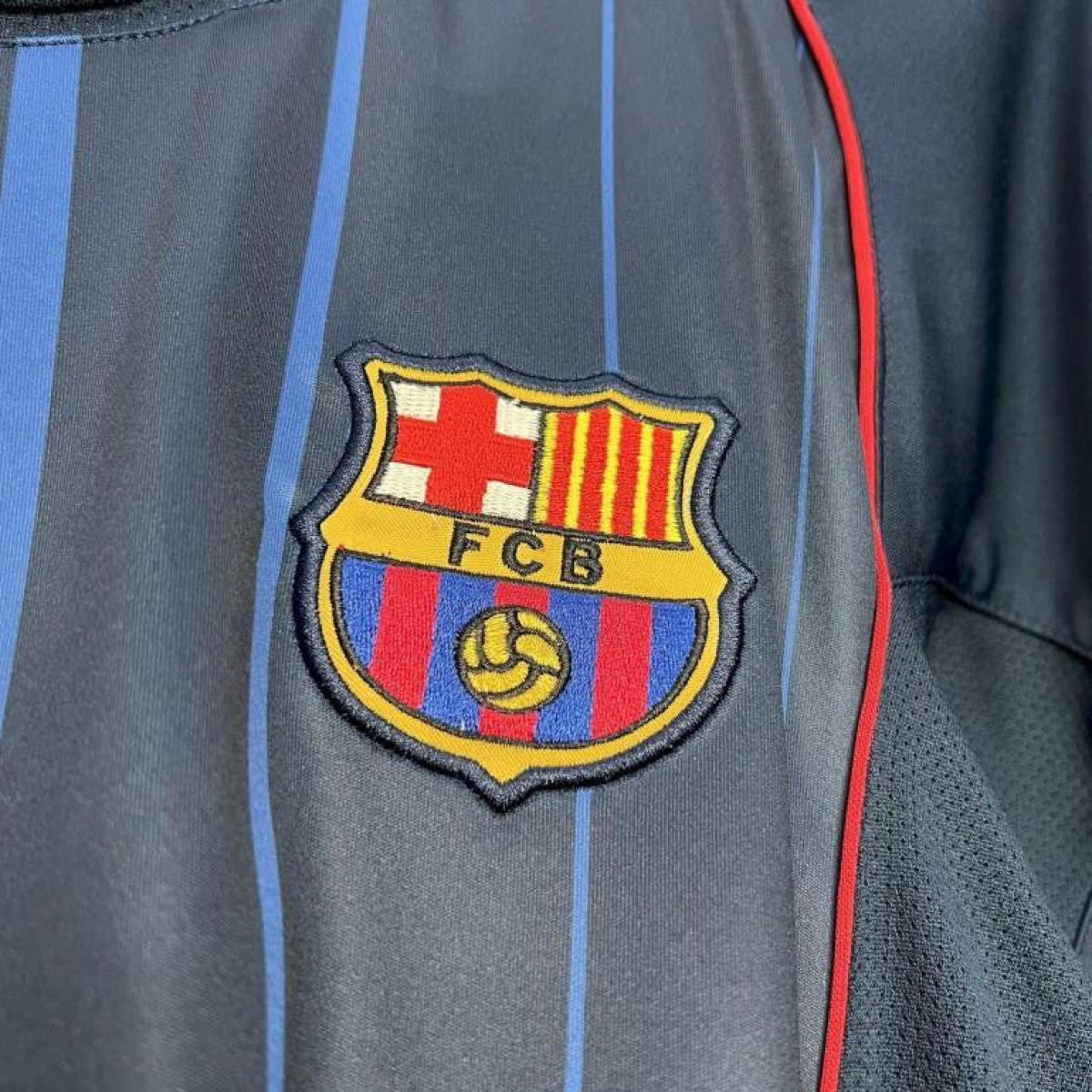 Retro 04/05 Barcelona Away Retro Jersey