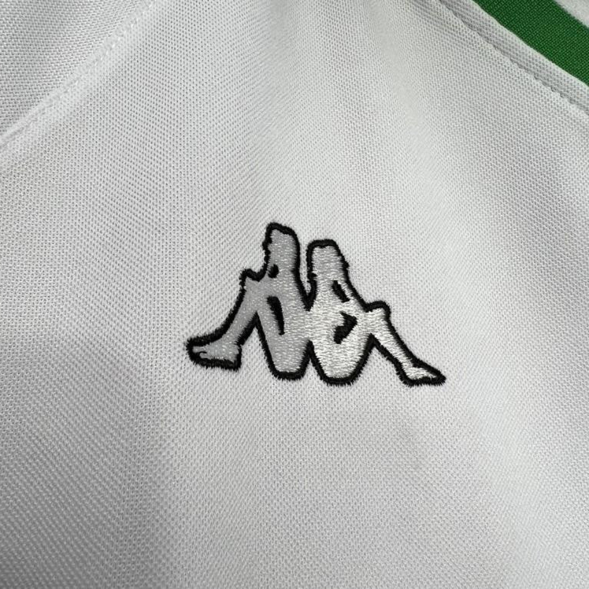 Retro 01/02 Werder Bremen Away Jersey