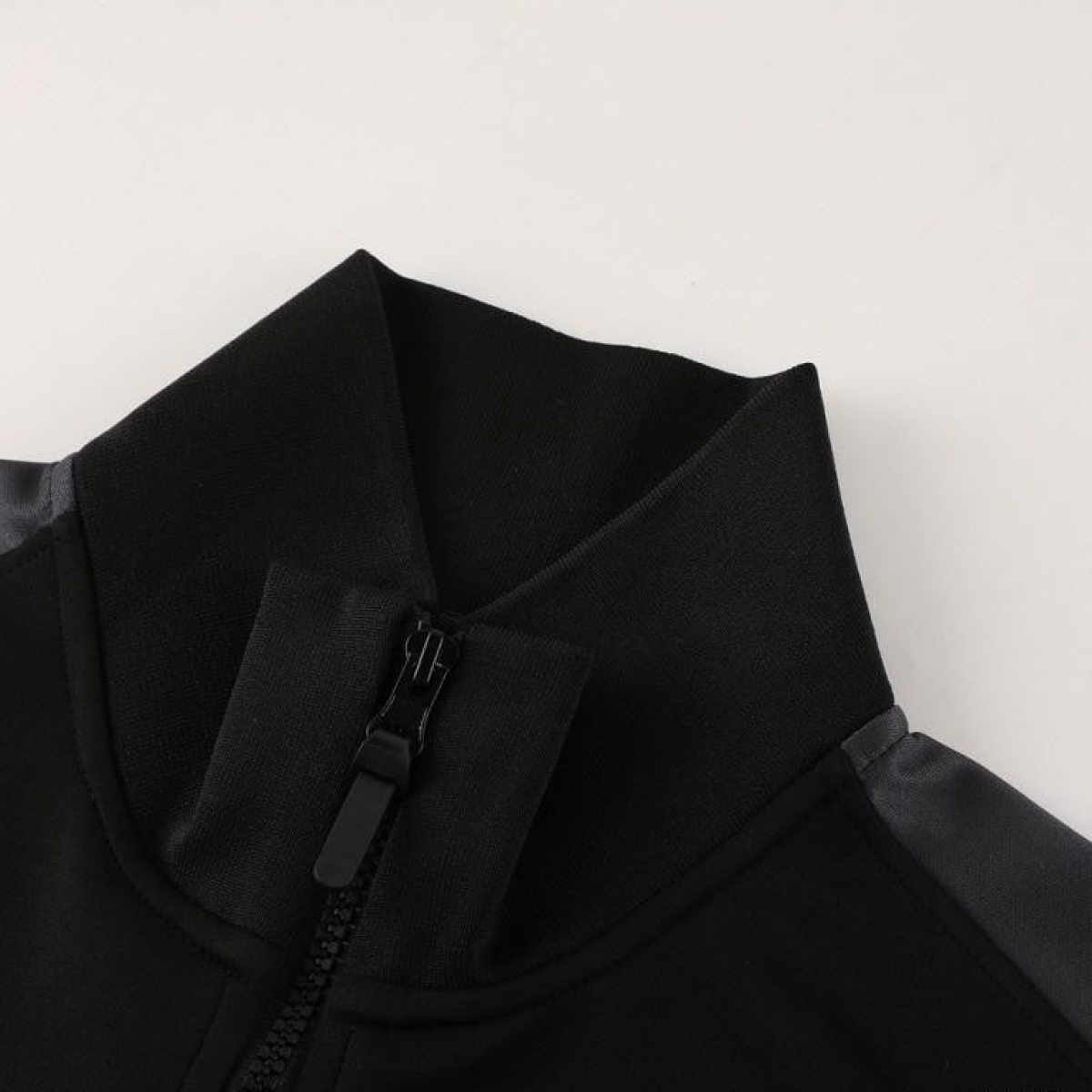 24/25 Nike Black Full Zipper Jacket +Long Pants
