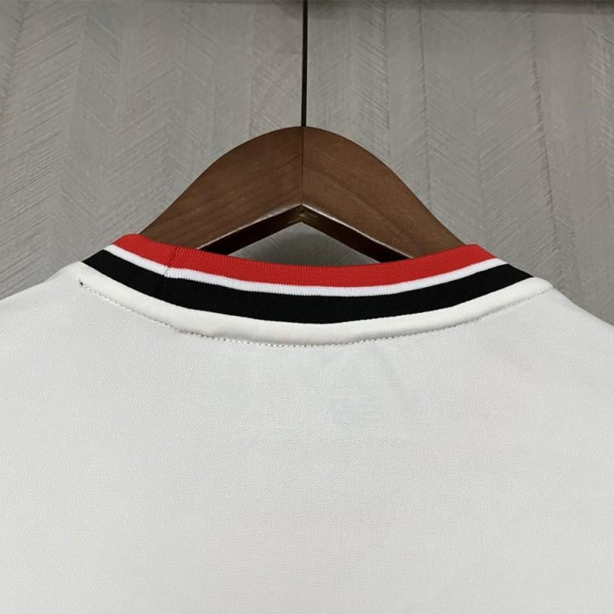 24/25 Sao Paulo Beige Jersey