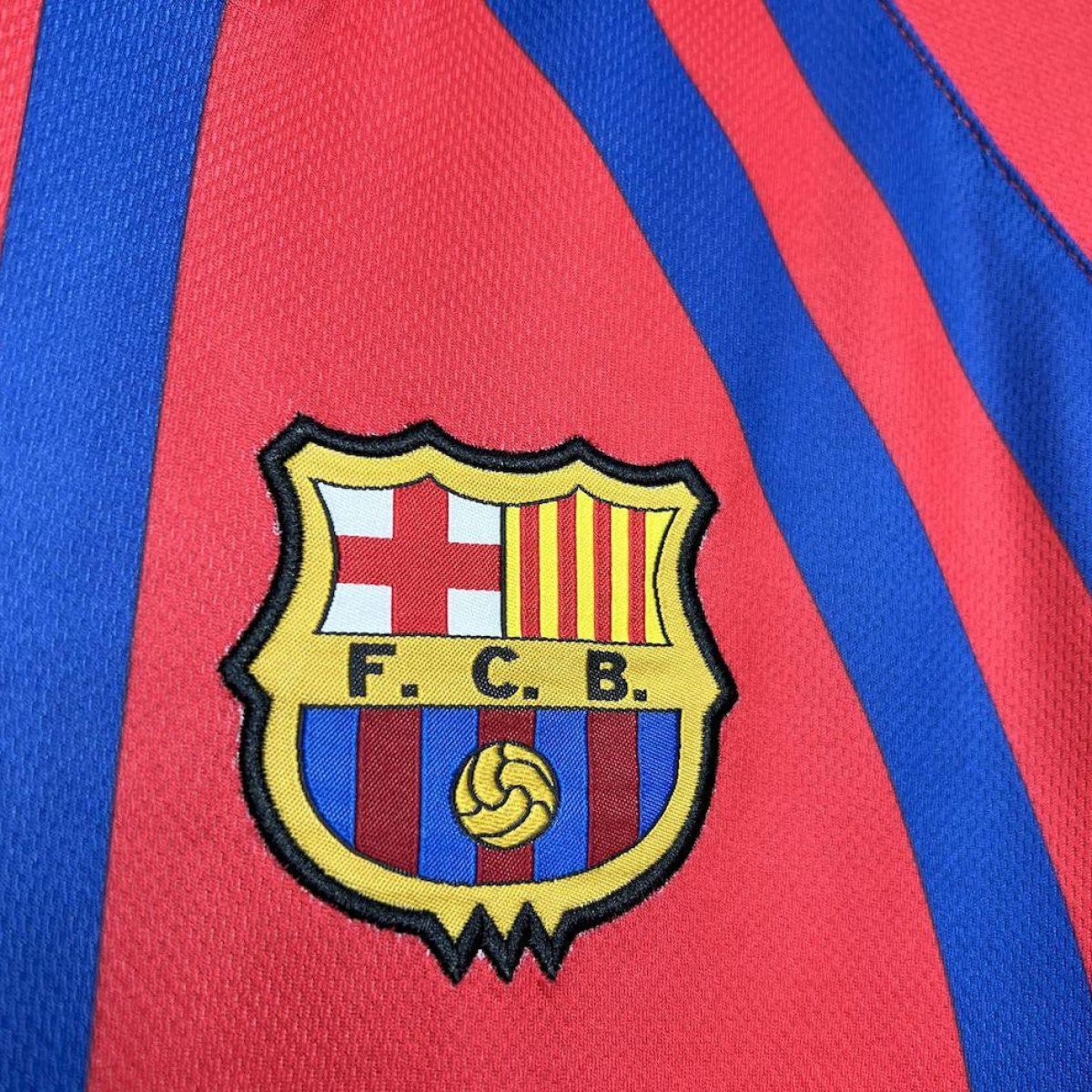Retro 97/98 Barcelona Home Jersey