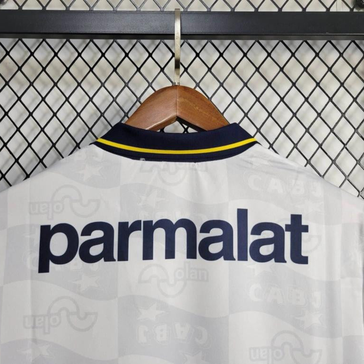 Retro 95/96 Boca Juniors Away Jersey