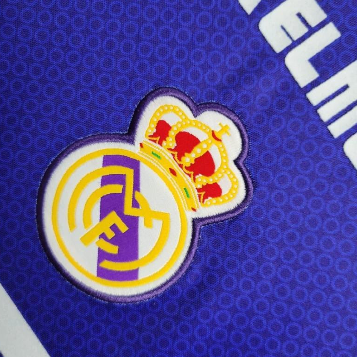 Retro 97/98 Real Madrid Away Jersey