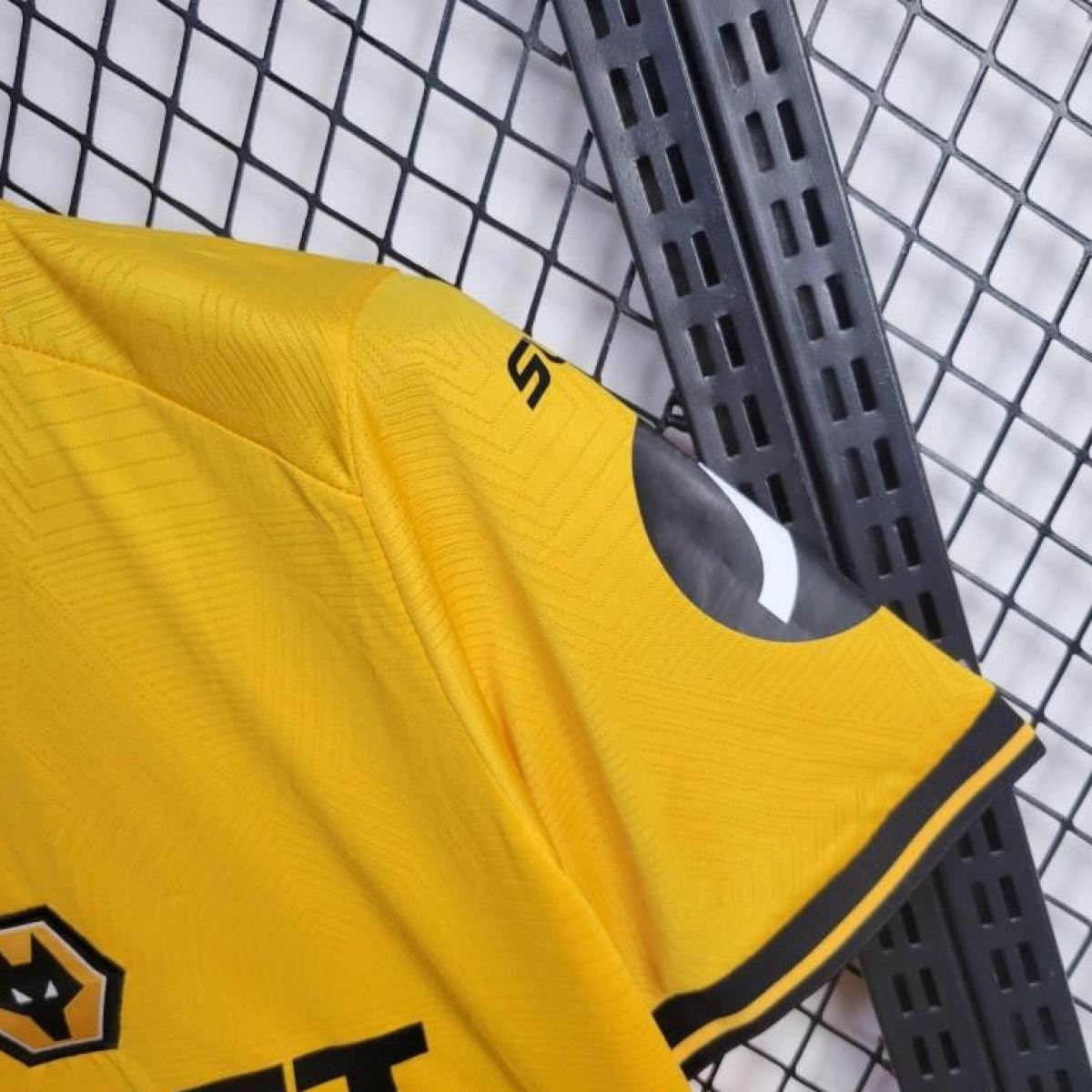 24/25 Wolverhampton Wanderers Home Jersey