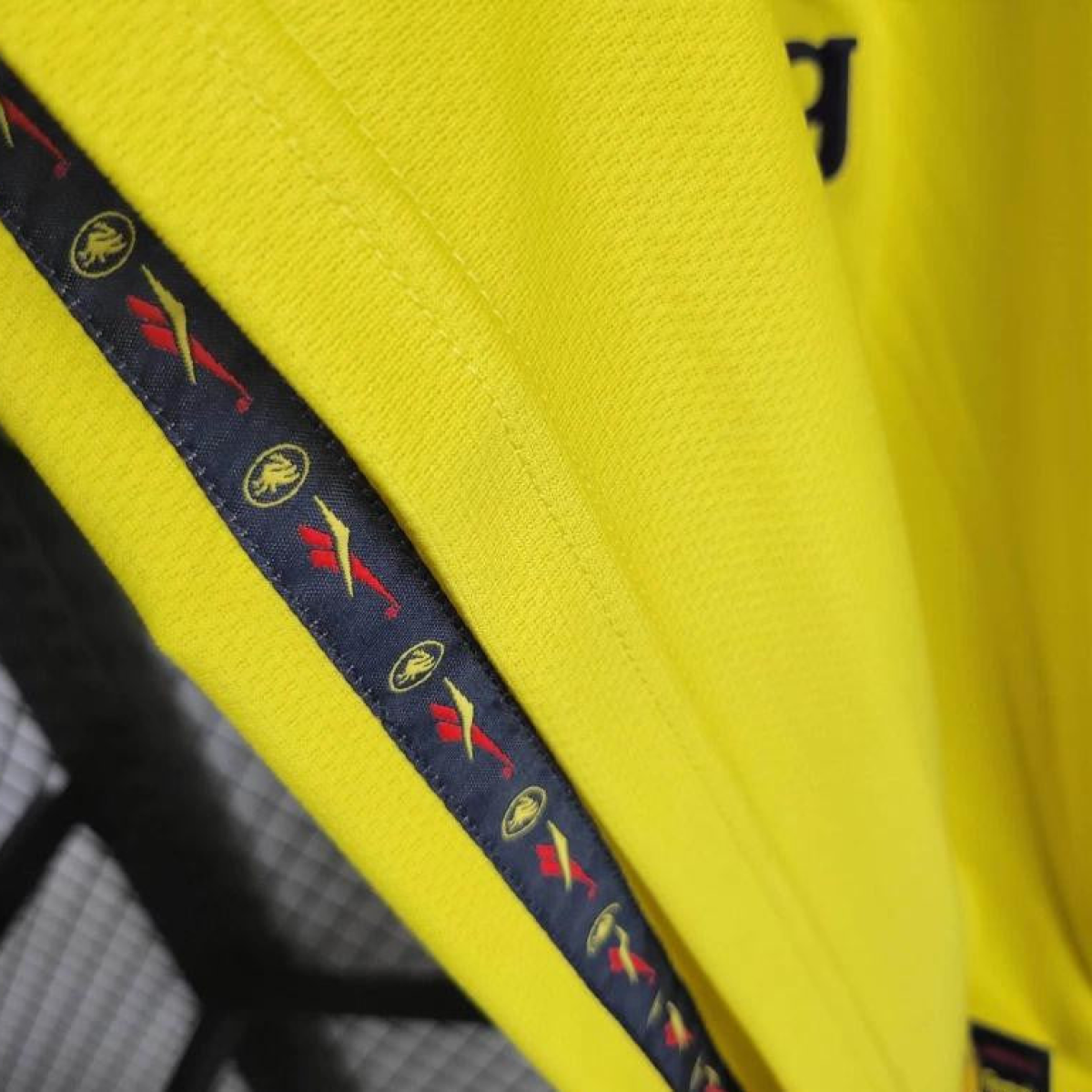 Retro 1998 Liverpool Away Jersey