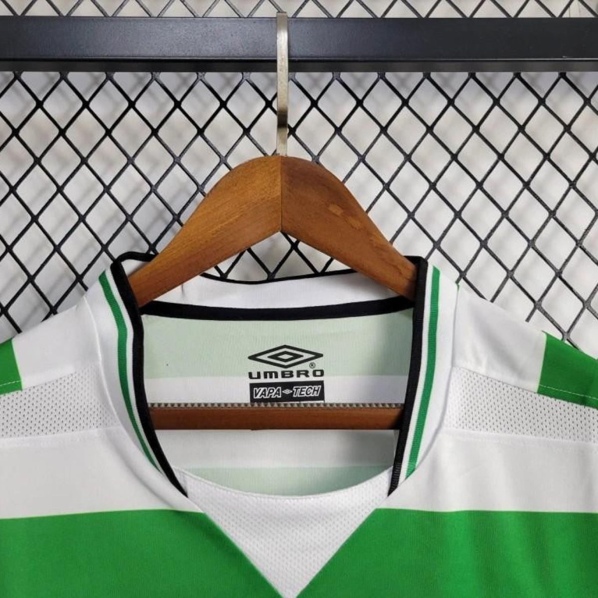 Retro 01/03 Celtic Home Jersey