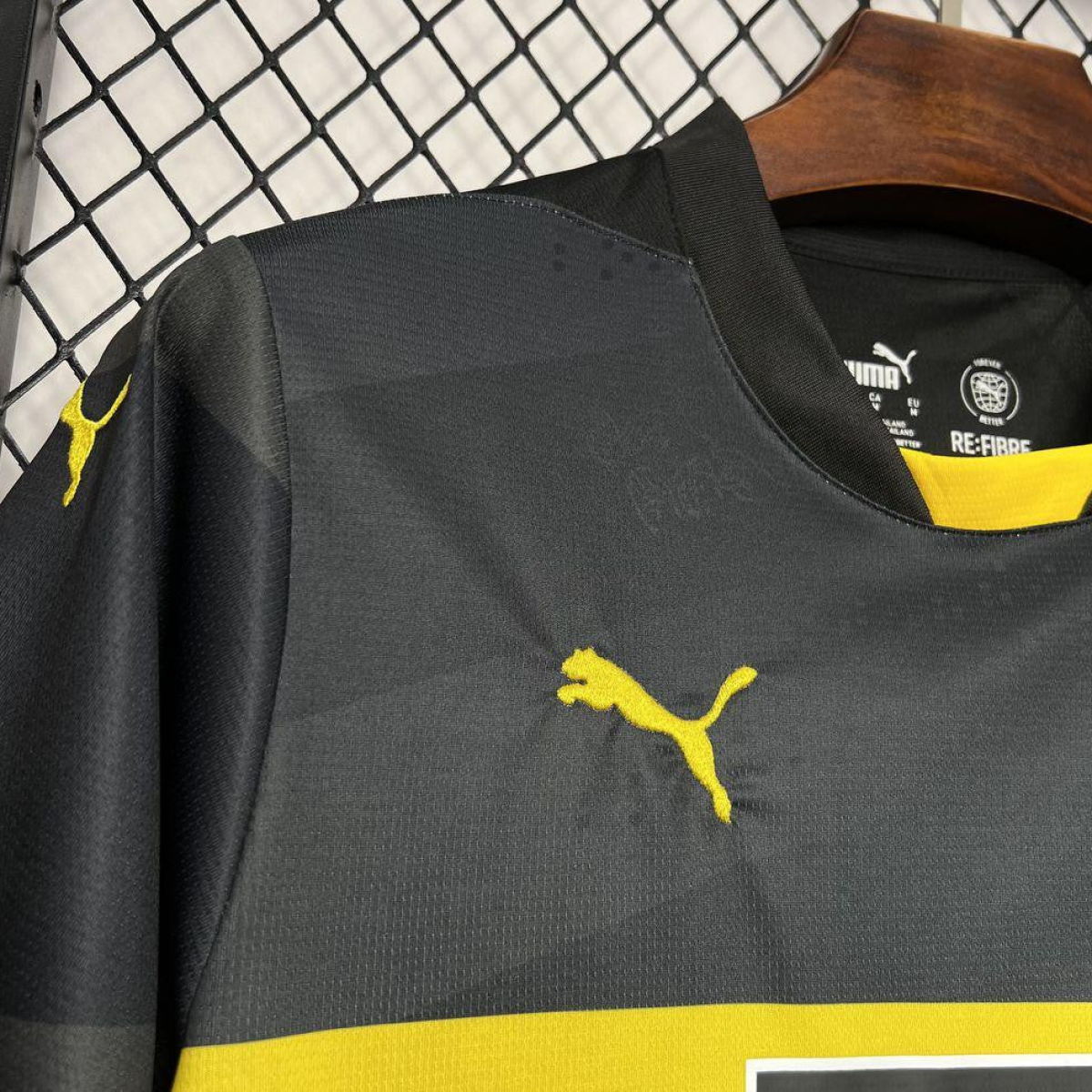 24/25 Borussia Dortmund Away Black Jersey