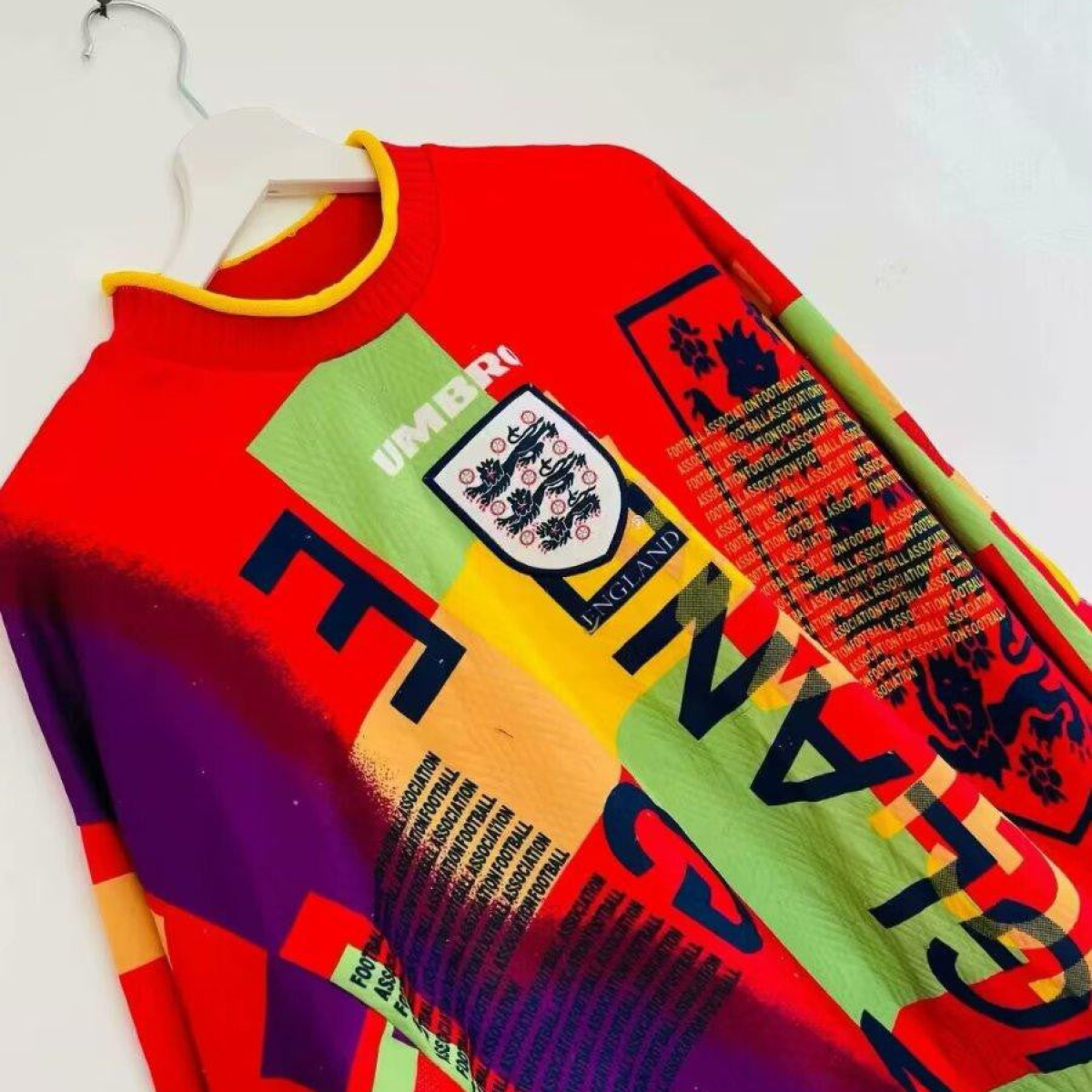 Retro 1996 England Red Goalkeeper Long Sleeve Jersey