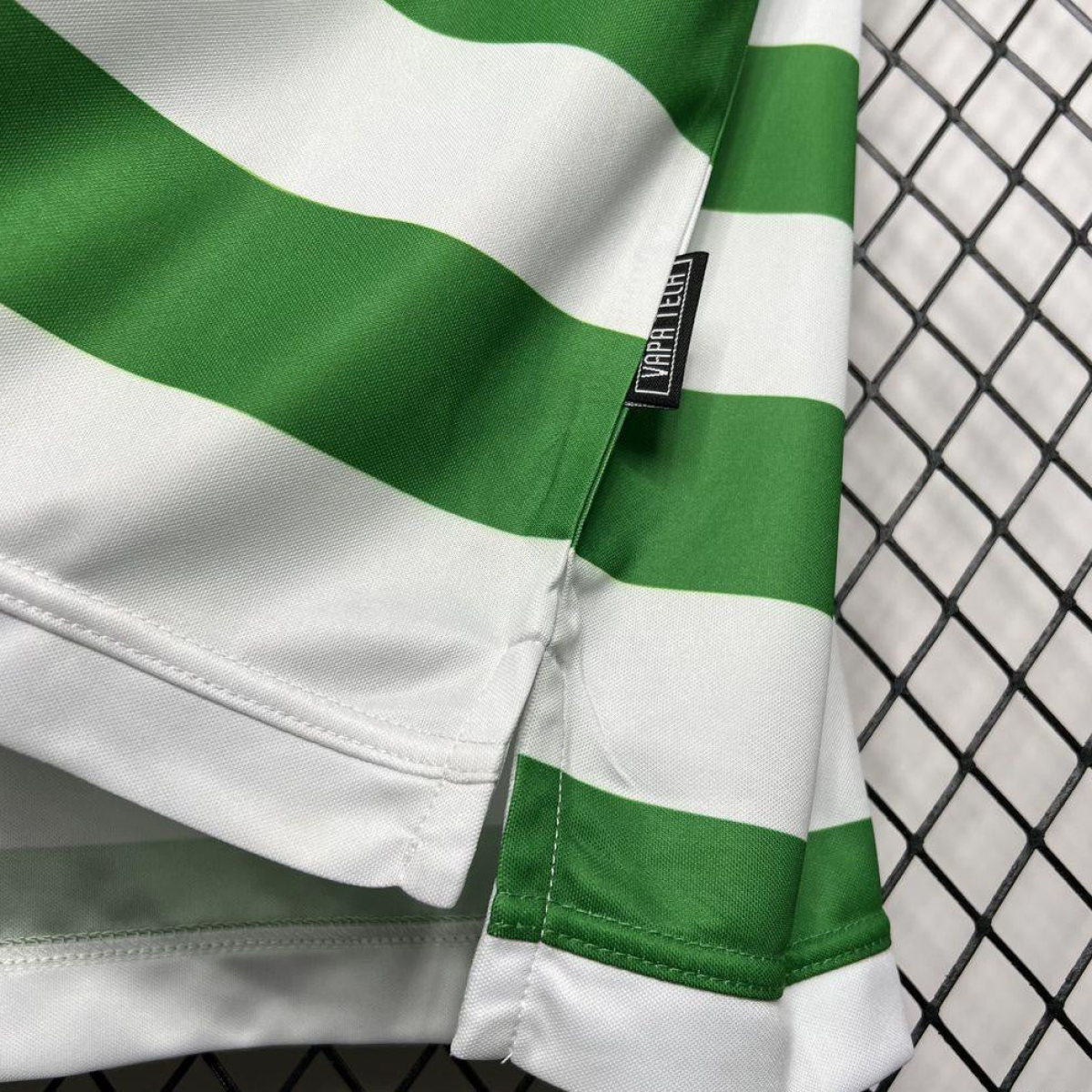 Retro 99/00 Celtic Home Jersey
