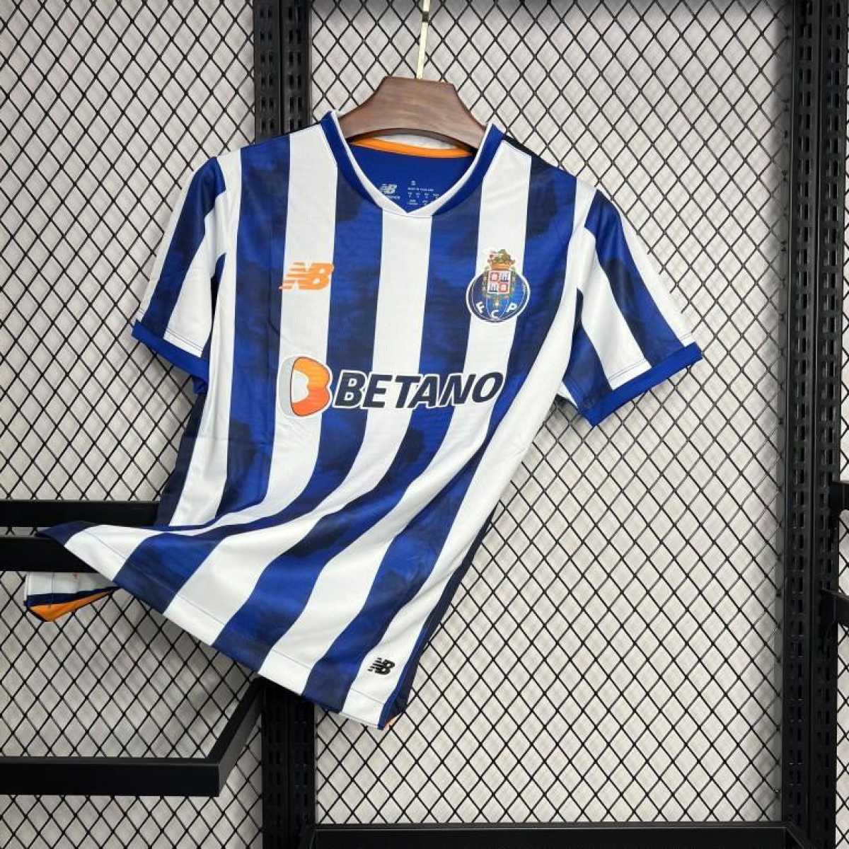 24/25 FC Porto Home Jersey