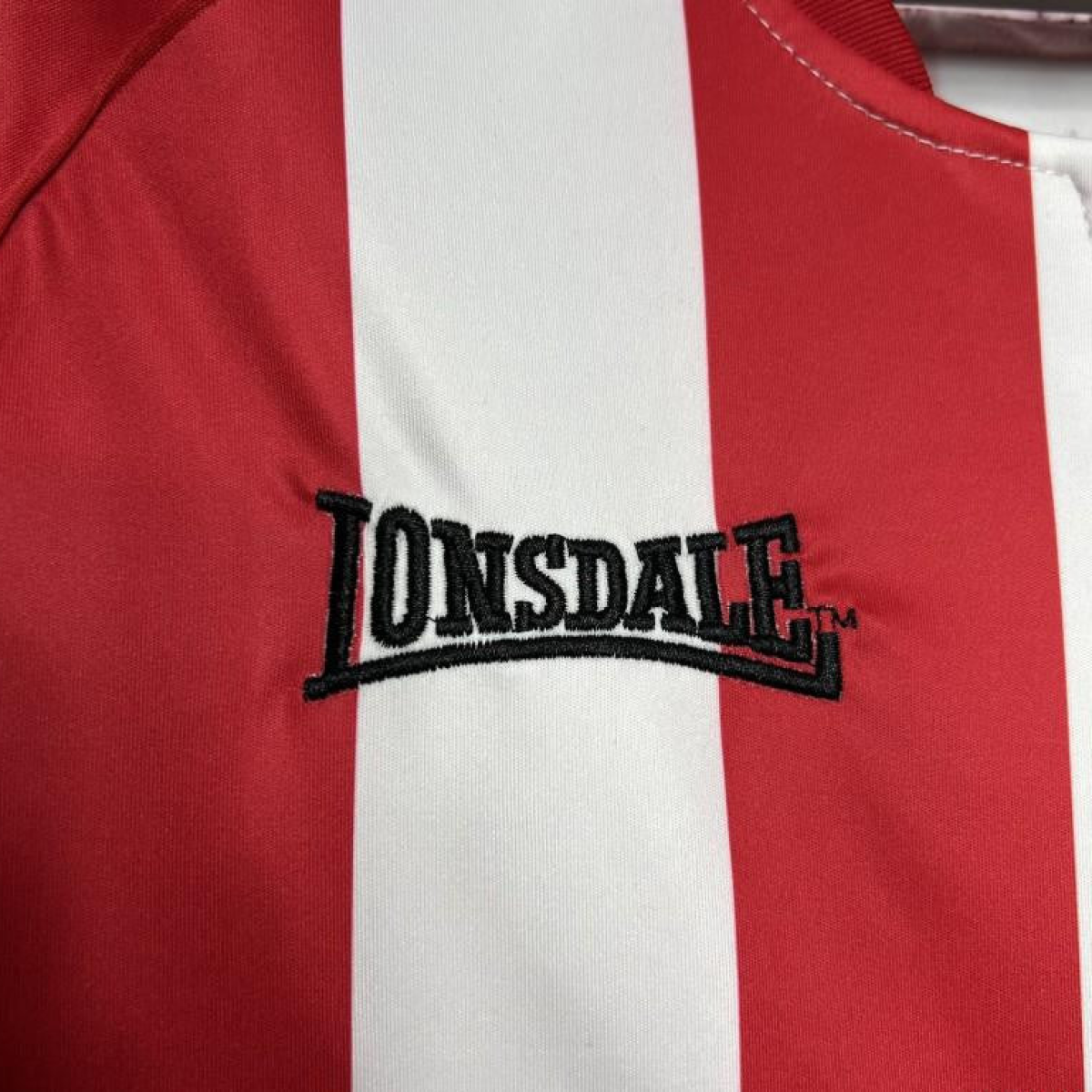 Retro 05/06 Sunderland Home Jersey