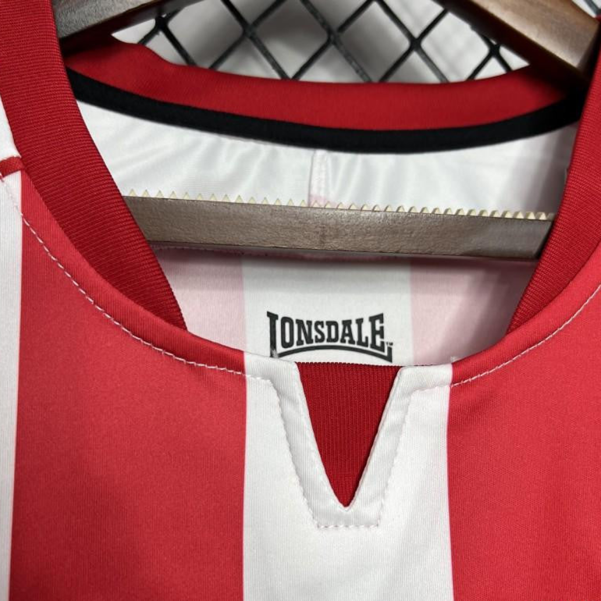 Retro 05/06 Sunderland Home Jersey