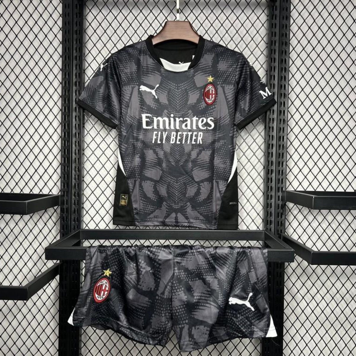24/25 Kids AC Milan Black Goalkeeper Jersey
