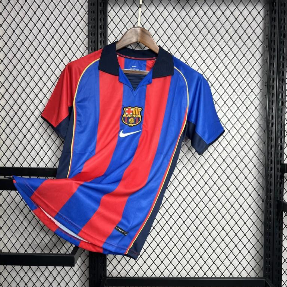 Retro 04/05 Barcelona Home Jersey