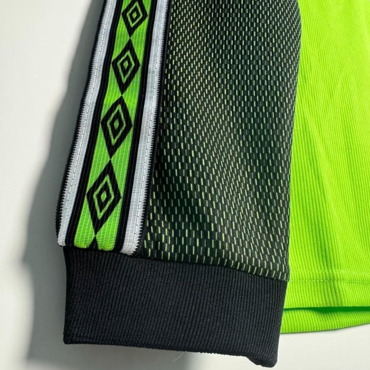 Retro 98/99 Manchester United Goalkeeper Green Long Sleeve Jeresy
