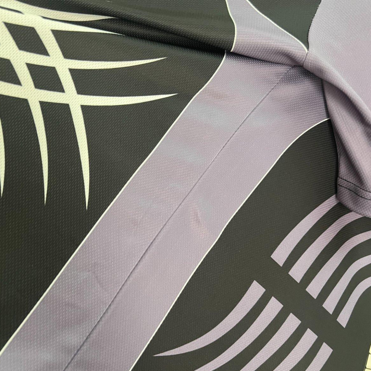 Retro 01/02 Juventus Black Goalkeeper Jersey