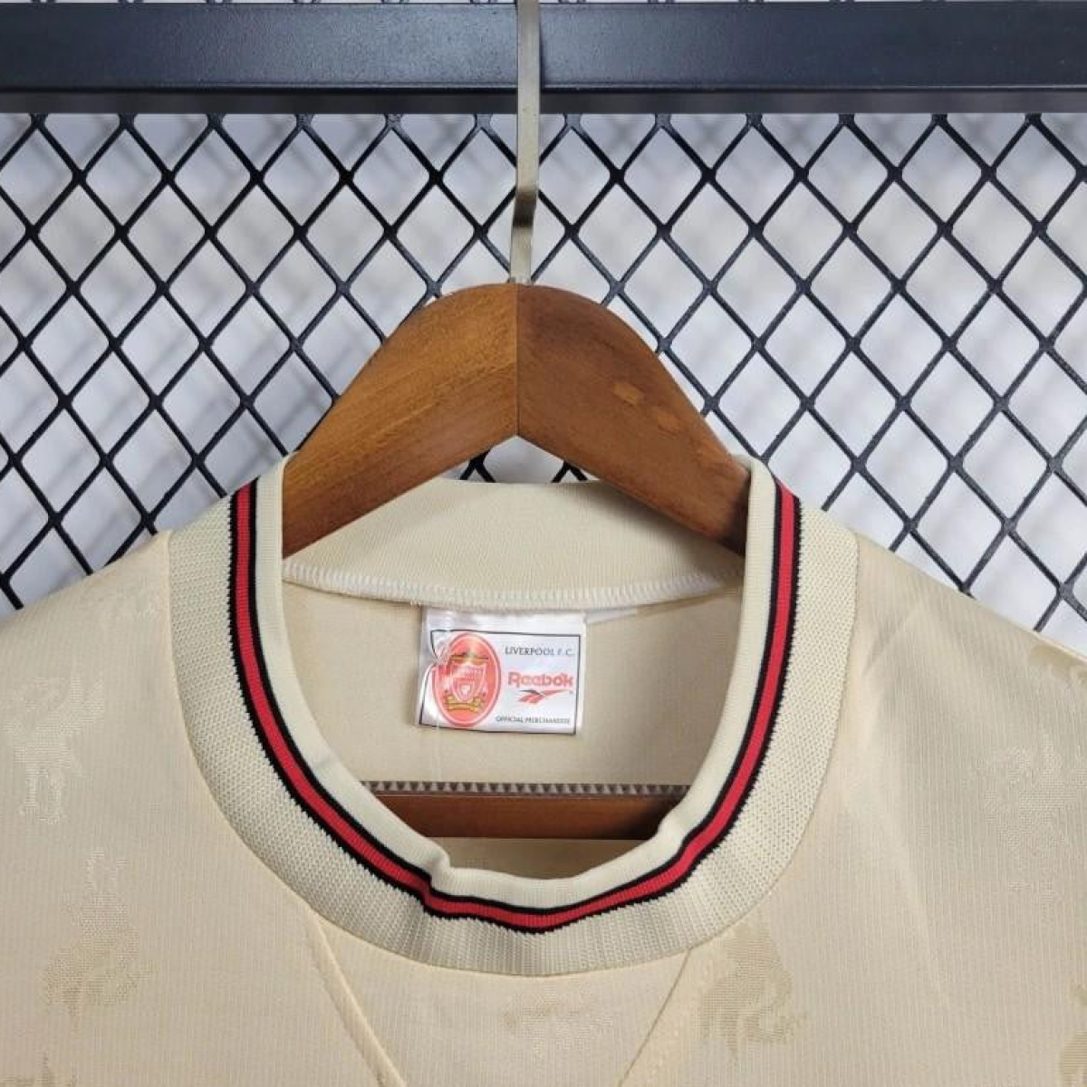 Retro 1996/96 Liverpool Away Jersey