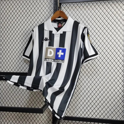 Retro 1998/99 Juventus Home Jersey