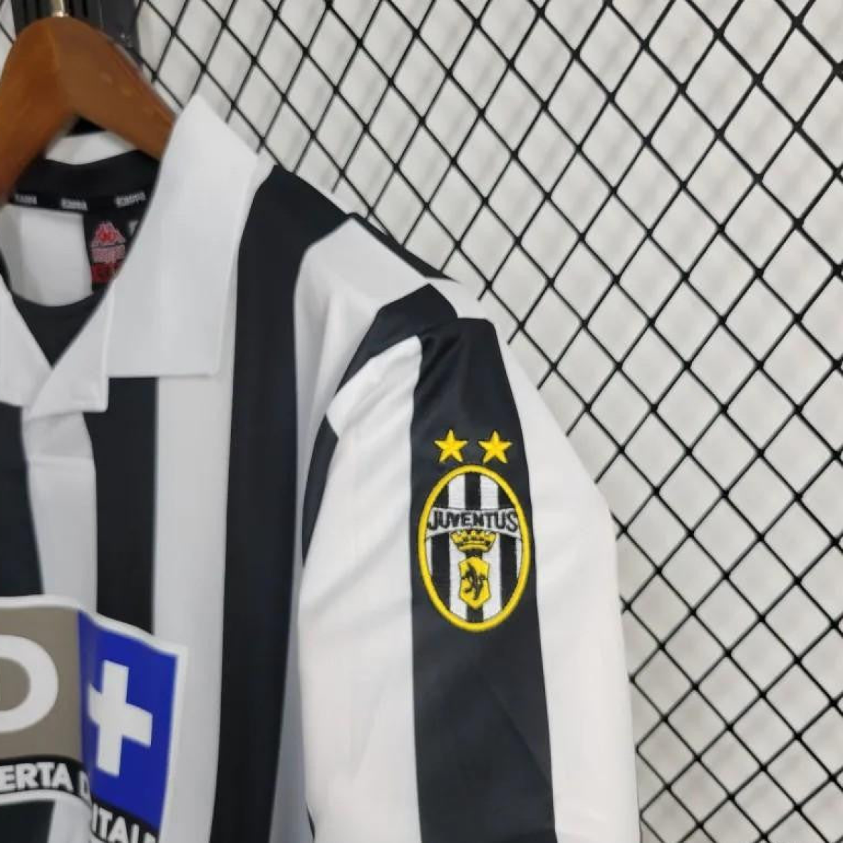 Retro 1998/99 Juventus Home Jersey