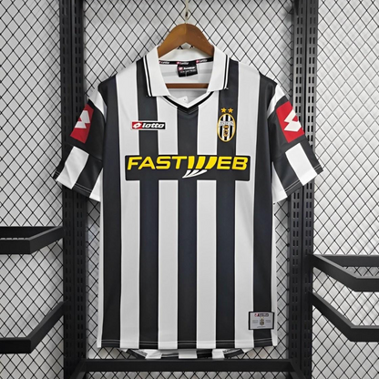 Retro 01/02 Juventus Home Jersey