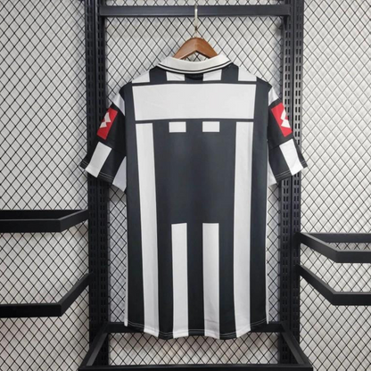 Retro 01/02 Juventus Home Jersey
