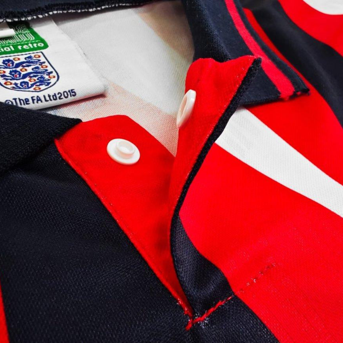 Retro 1992 England Away Red Jersey