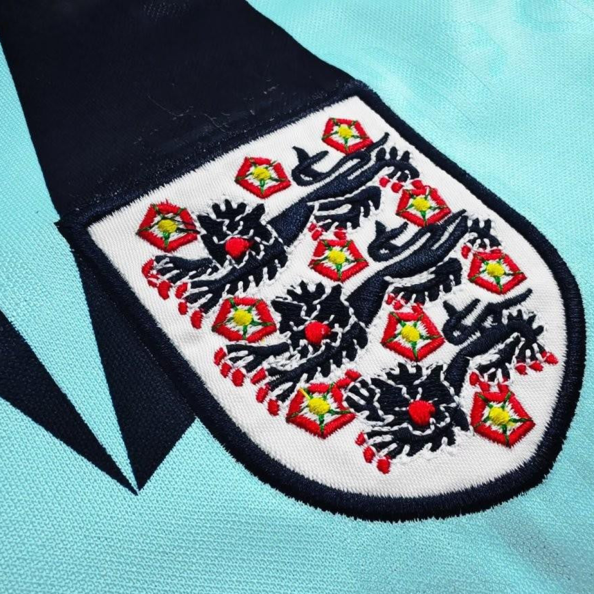 Retro 1992 England Third Blue Jersey