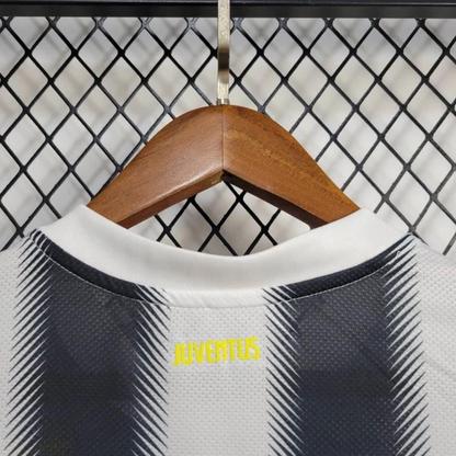Retro 11/12 Juventus Home Jersey