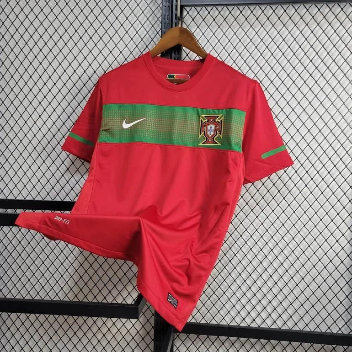 Retro 2010 Portugal Home Jersey
